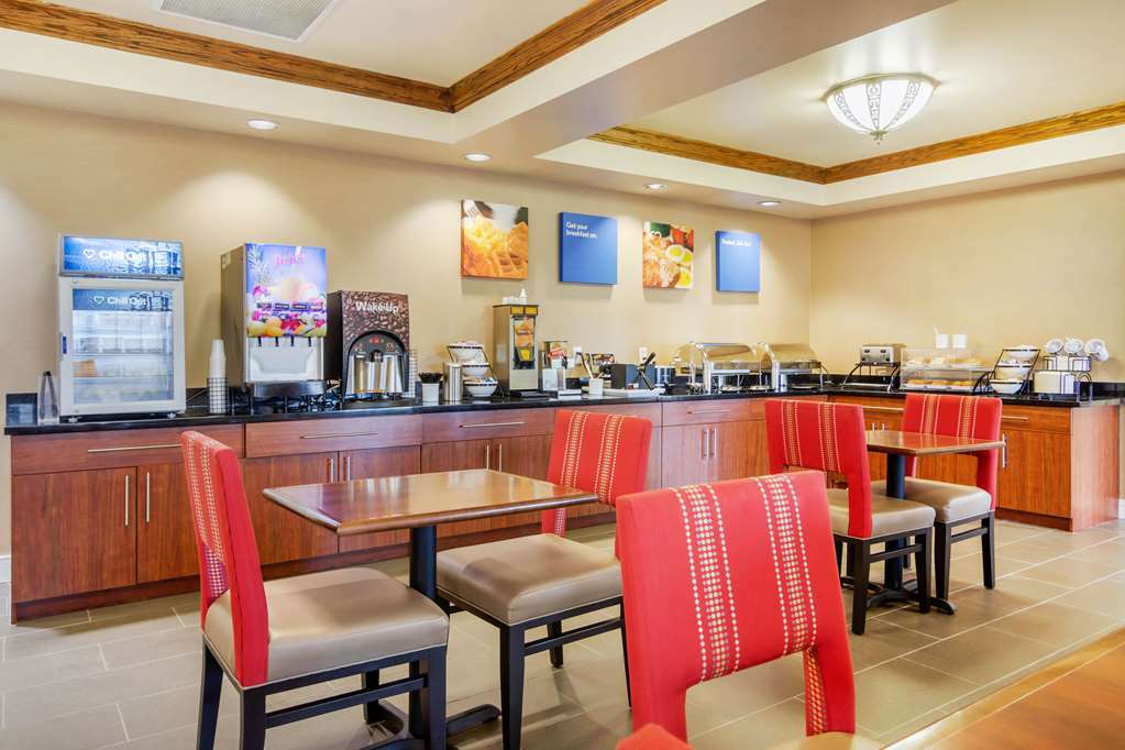 Comfort Inn&Suites Cordele Restaurant bilde